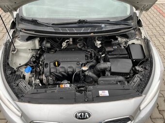 Kia Ceed 1.4i CVVT koup. ČR 2 maj 6 rychlostí - 15