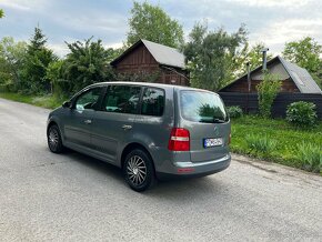 Volkswagen Touran 1.9 TDI Highline DSG - 15