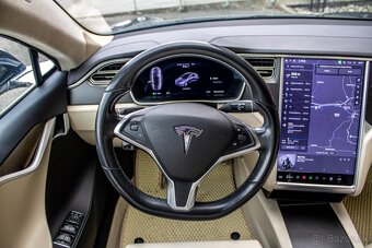 Tesla model S 386kw - 15