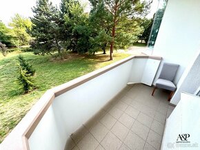 NA PREDAJ 2 IZB. BYT, LOGGIA AJ BALKÓN, 51M2, PALÁRIKOVA UL. - 15