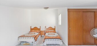 3+kk (62 m²) s prostornou střešní terasou TORREVIEJA - 15