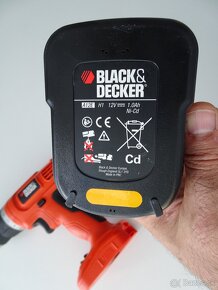 Predám kvalitnú AKU-VŔTAČKA/ŠRÓBOVAčKA+BATERIA Black Decker - 15