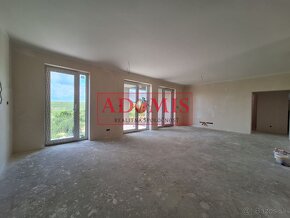 Predáme nadštandardný 4izbový bungalov Cestice 131m2,ČOV,vod - 15