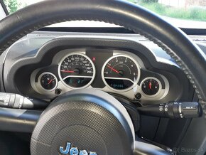 JEEP WRANGLER SPORT UNLIMITED 2,8 CRD - 15