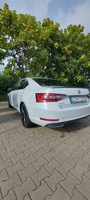 Skoda Superb III Sedan 2,0 TDI 140kw 4x4 DSG max.vybava - 15