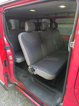 Predám opel vivaro 2.0 TDI     84kw - 15