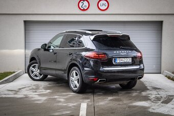 Porsche Cayenne Diesel Platinum Edition, Slovenské, DPH - 15