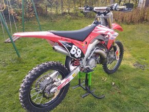 Honda CR250R - 15