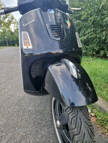 Vespa GTS SUPER 300 i.e - 15