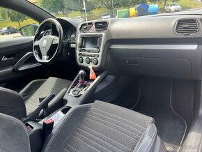 Volkswagen Scirocco 2.0TDI - 15