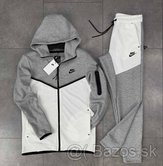 Nike Tech Fleece - 15