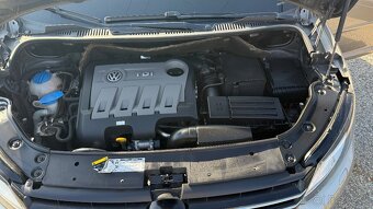 Volkswagen Touran 1.6 TDI Comfortline - 15