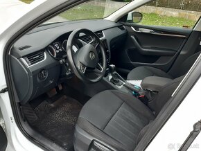 ŠKODA OCTAVIA COMBI 2,0 Tdi 4x4 model 2020 - 15