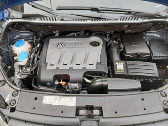 Volkswagen Touran 2.0 TDI 7-miestny - 15