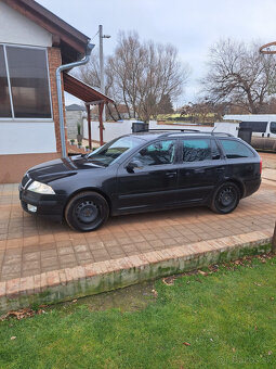 Škoda Octavia Combi 2.0 TDI Elegance - 15