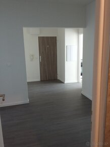 VEĽKÝ 80 m2 ,3 IZBOVÝ BYT ,TRENČÍN - 15