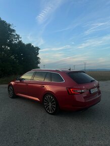 Škoda Superb Combi 2.0 TSI 4x4 L&K DSG - 15