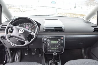 Volkswagen Sharan 2.0 TDI Comfortline - 15