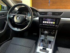 Škoda Superb Combi 2.0 TDI DSG, TOP STAV - 15