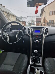 Hyundai i30 1.6 CRDI 16V - 15