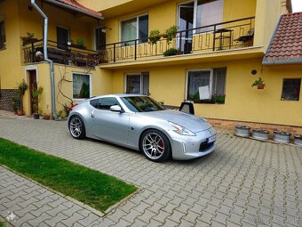 Nissan 370z  /3.7 V6 / 2014 /automat / - 15