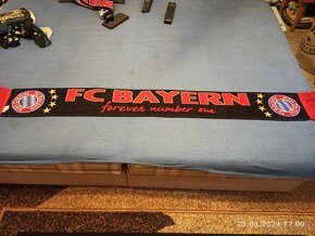 Bayern Mníchov šály 2 kusy - 15