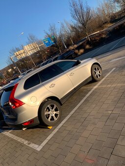 Volvo XC60 D5 AWD Momentum - 15