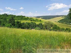 Väčší pozemok na stavbu v tichom horskom prostredí  nad ob - 15