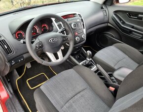 Kia Ceed 1.6 CRDi 66KW/90PS R.V.10/2010 - 15