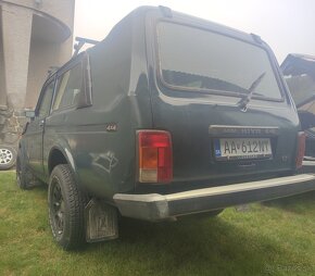 Lada Niva špeciál 1,7i 2005 55000km Nová STK EK - 15