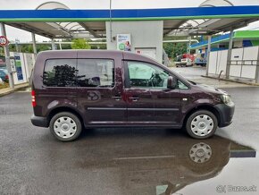 Predám VOLKSWAGEN CADDY LIFE 2.0 TDI 103 KW DSG-AUTOMAT 2014 - 15