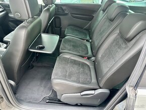 Volkswagen SHARAN 2.0 TDi DSG 4x4 LED KAMERA WEBASTO TAŽNÉ - 15