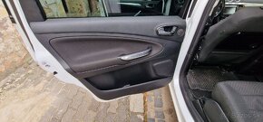 Ford Galaxy 7 miestny - 15