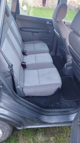 Predám Ford c-max 1,6tdci - 15