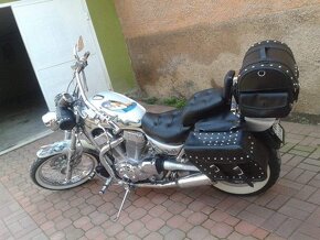 Suzuki Intruder 1400 - 15