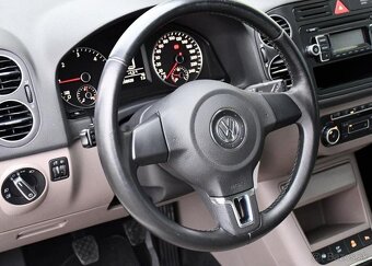 Volkswagen Golf Plus 1.6TDi PO ROZVODECH 77 kw - 15