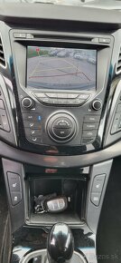 Hyundai i40 1.7 Crdi automat kup.v SR 2015 - 15
