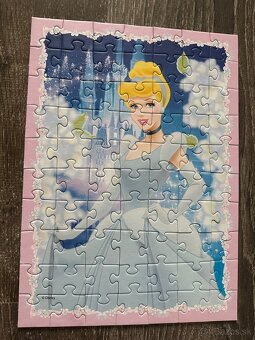 Puzzle Trefl 4+ Peppa Pig 9v1+ Disney Princess 4v1 - 15