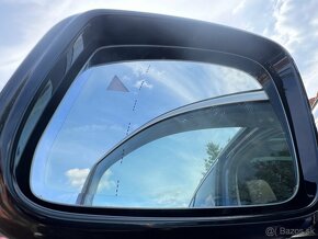 BMW rad 1 120d X-Drive automat Panorama  140 kW - 15
