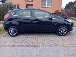 FORD FIESTA 1.4TDCi 12/2010 TOP STAV - 15