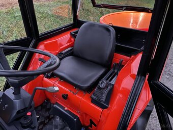 Japonský traktor KUBOTA GL 23 Diesel 3 válec, 23HP - 15