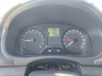 Škoda Fabia 2 2012 199 000 KM 1.6 TDI - 15