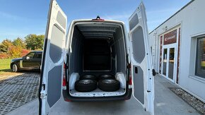 Mercedes-Benz Sprinter 215 CDI 2024/08 r. NOVE - 15