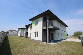 3 izbový byt 72,72 m2 s terasou, 2 parkovacími miestami - 15