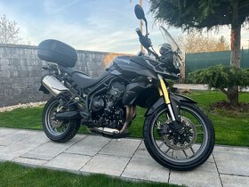 Triumph tiger 800 - 15