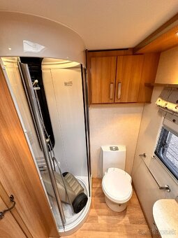 Karavan Coachman VIP - 15