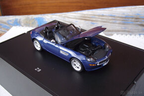 1:43 BMW - 15