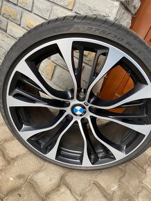 Originál BMW STYLE 599 + pneumatiky PIRELLI P ZERO E - 15