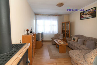 Predaj 6izb RD 263m2. Oplotený pozemok 1227m2. Predajom voľn - 15