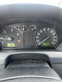 Škoda Fabia 1.9 tdi,iba 99000 km - 15